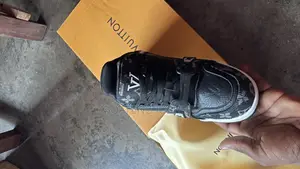 Louis Vuitton Sneaker