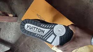 Louis Vuitton Sneaker