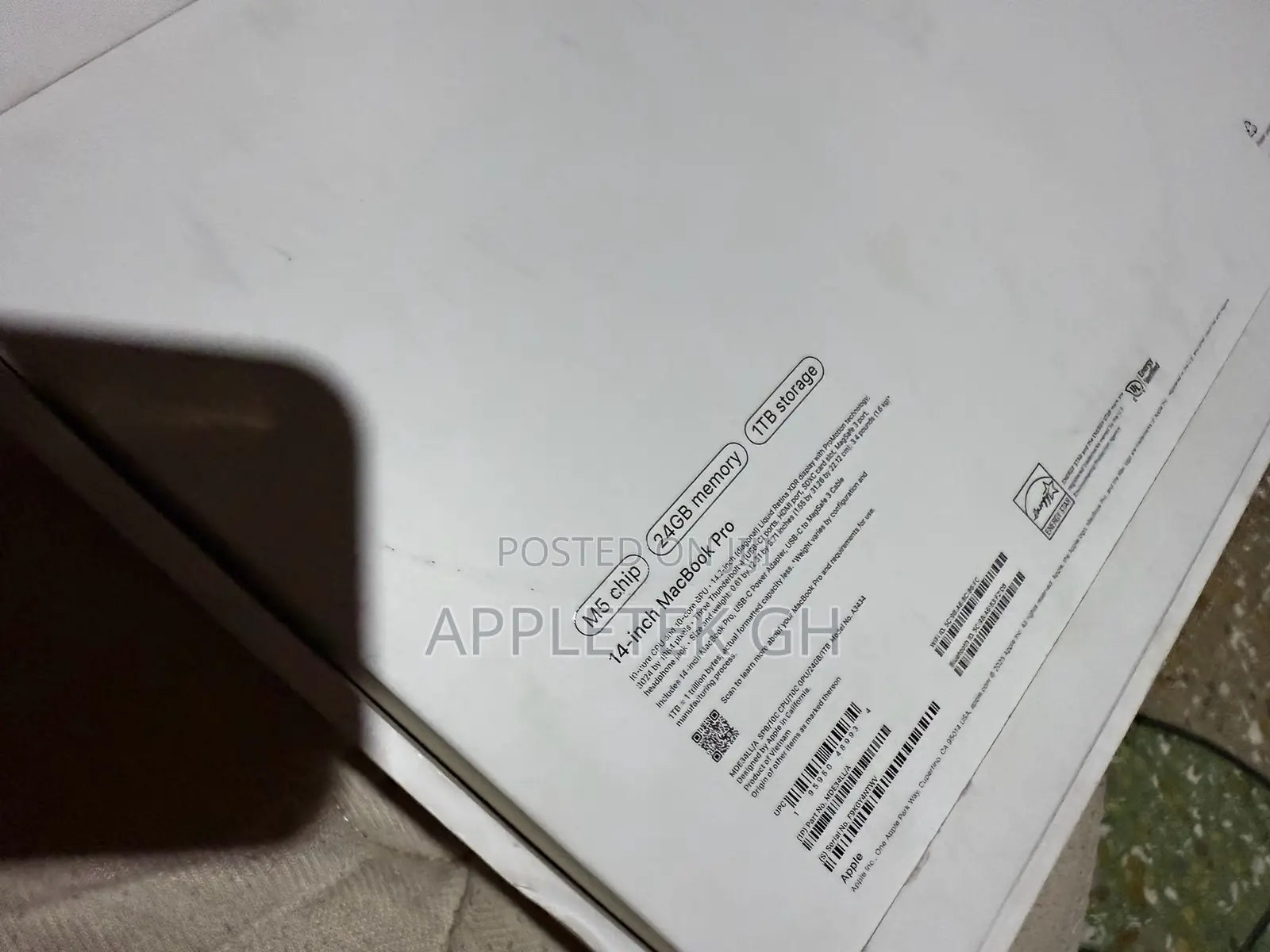 New Laptop Apple MacBook Pro 2025 M5 14-inch 24GB Apple M5 SSD 1T