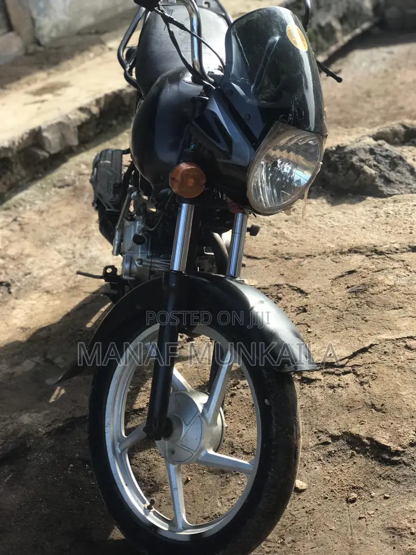 Bajaj Boxer 125 2022 Black