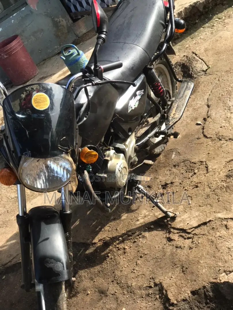 Bajaj Boxer 125 2022 Black