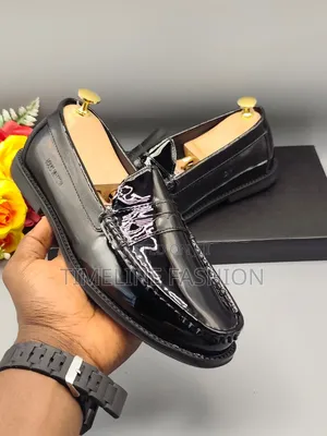 Louis Vuitton Executive Men's Black Mirror Leather Loafers