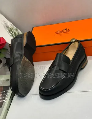 Hermes Durable Leather Laceless Shoes Size 39_46 Black