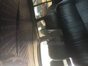 Toyota HiAce 2000
