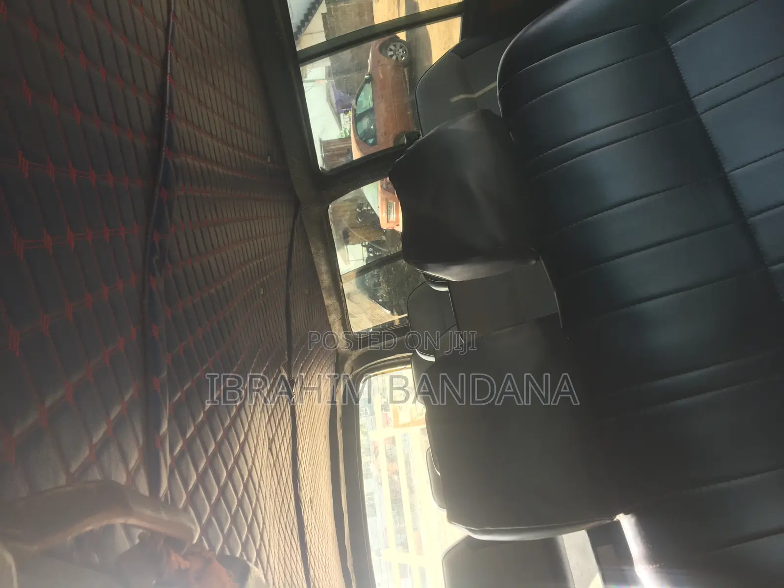 Toyota HiAce 2000