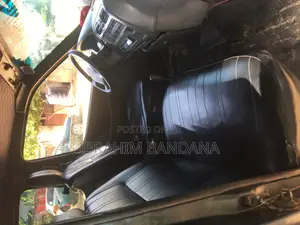 Toyota HiAce 2000