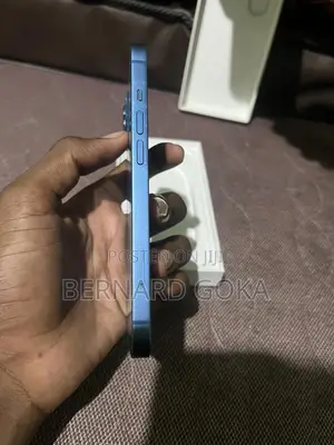 New Apple iPhone 13 128 GB Blue