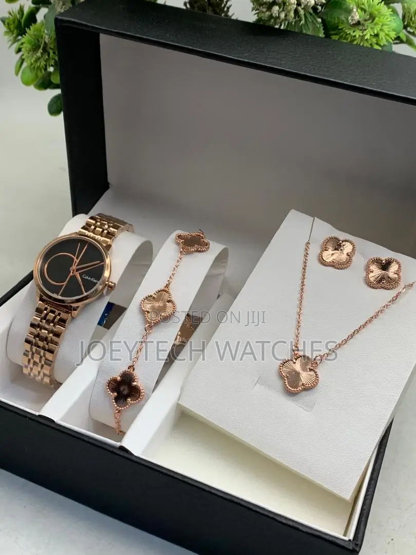 Rose Gold Van Cleefs Watch Set