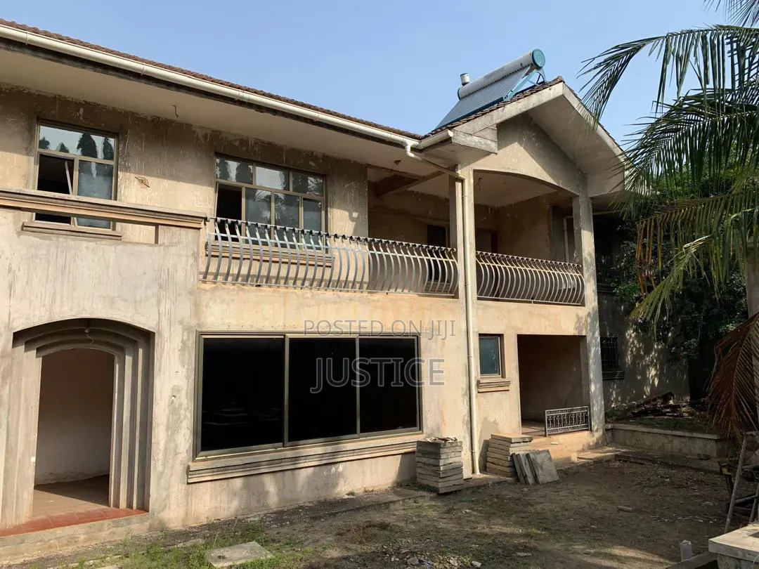 12bdrm Mansion in East Airport, Tseaddo for sale