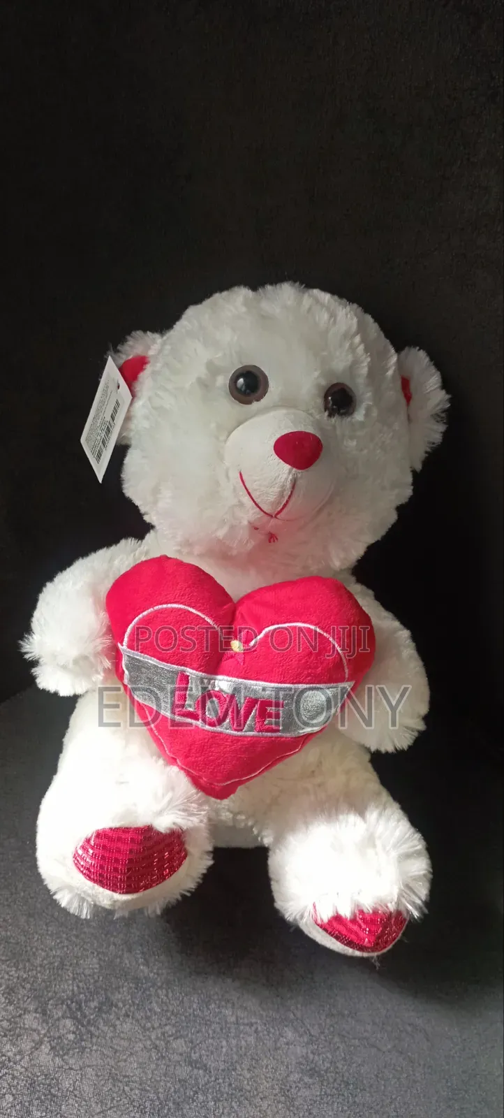 White Red Teddy Bear With "Love" Inscribed on It.Dimensions 30×24cm