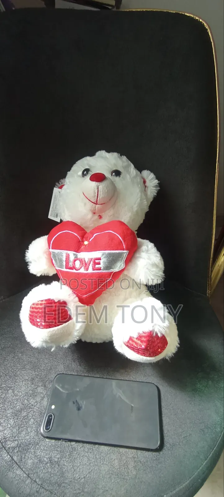 White Red Teddy Bear With "Love" Inscribed on It.Dimensions 30×24cm