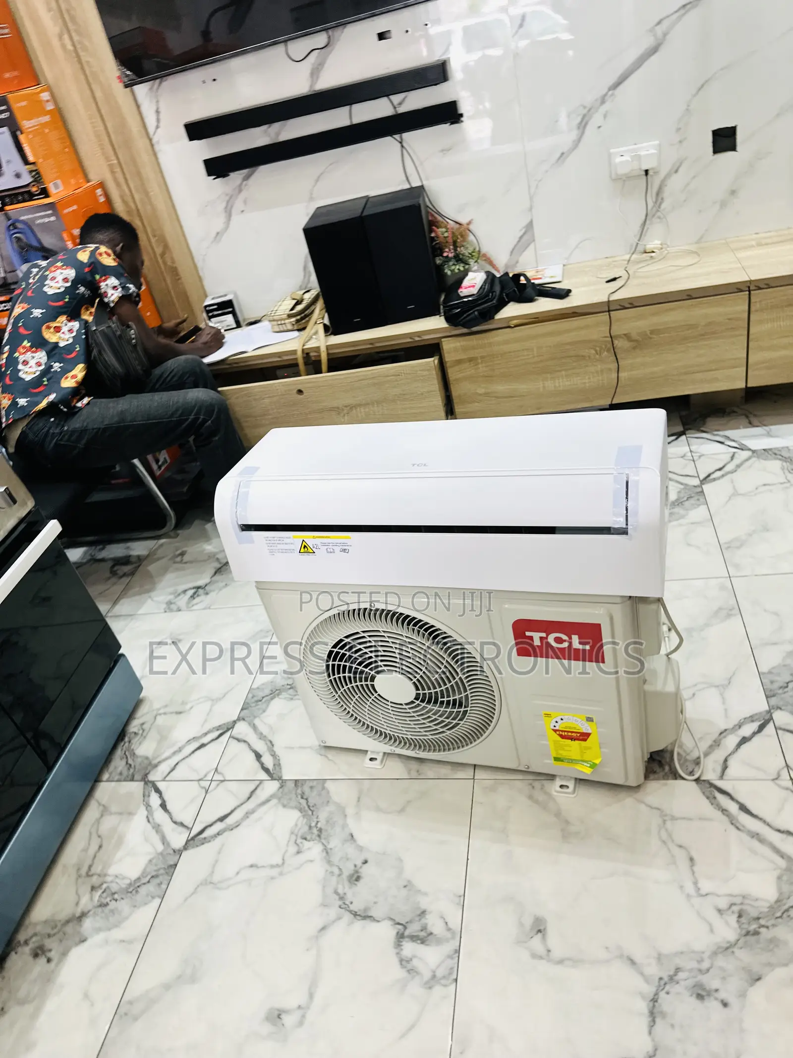 Eco Mode Function Split R410 Gas White Air Conditioner 1.5hp