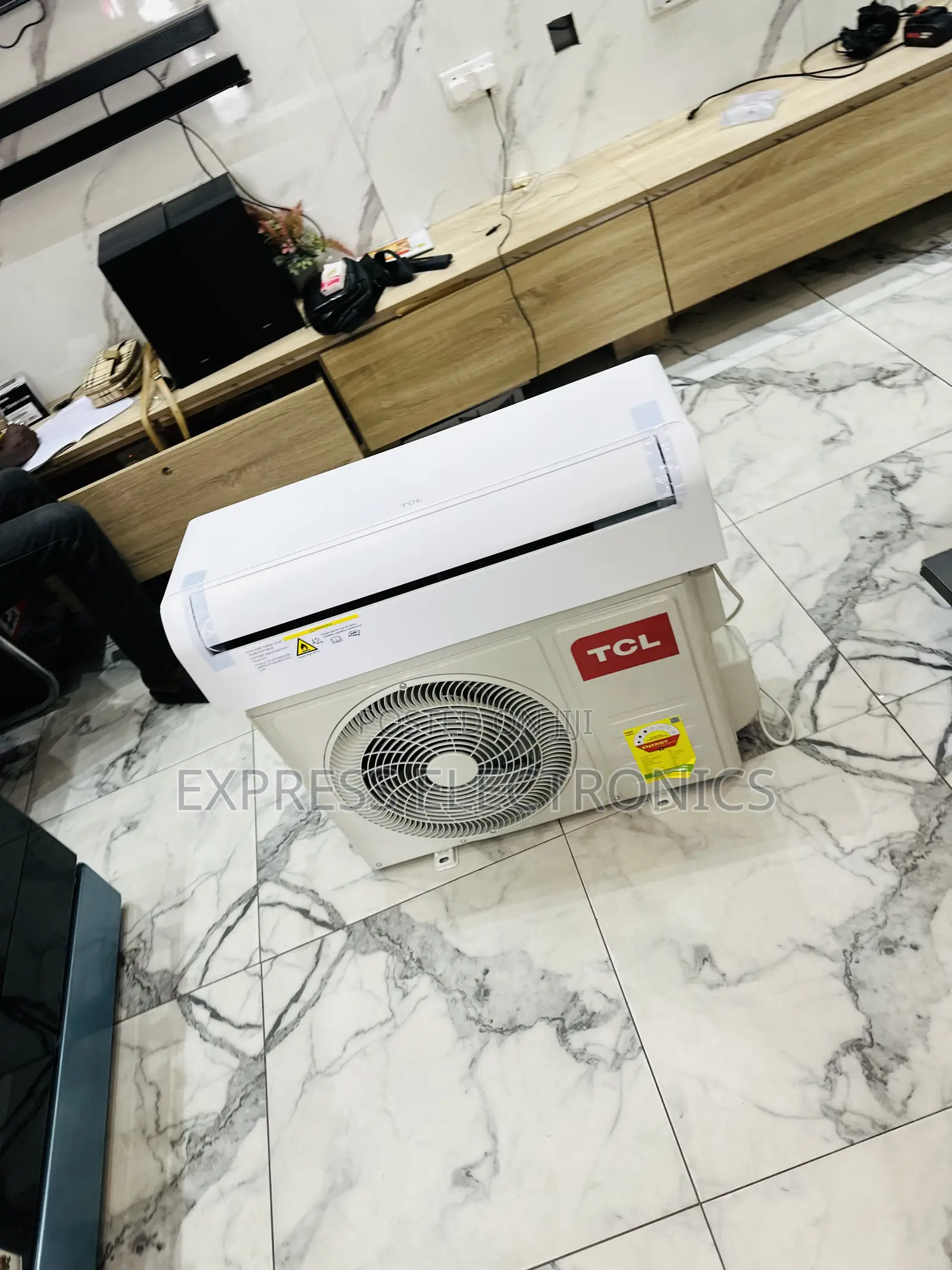 High Quality Split R410 Gas 1.5hp Air Conditioner TCL