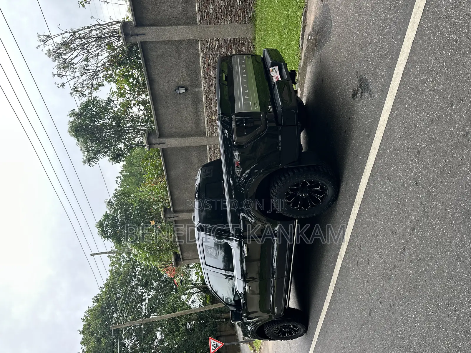 Ford F-150 Platinum 2021 Black