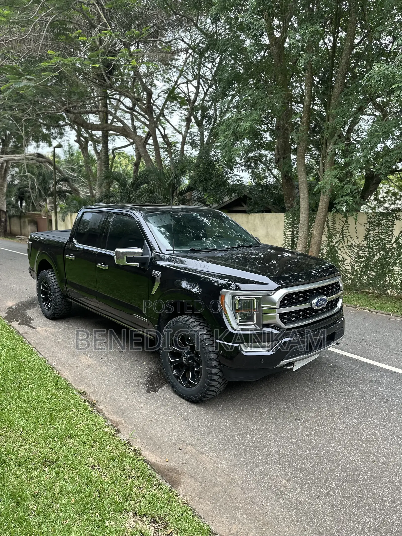 Ford F-150 Platinum 2021 Black