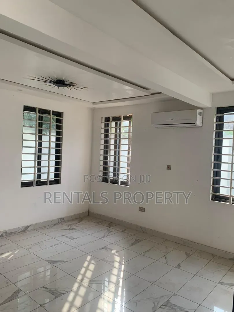 3bdrm House in Agbogba, Cemetery Area for rent