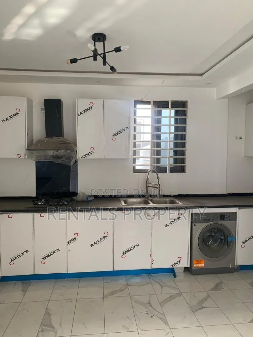 3bdrm House in Agbogba, Cemetery Area for rent