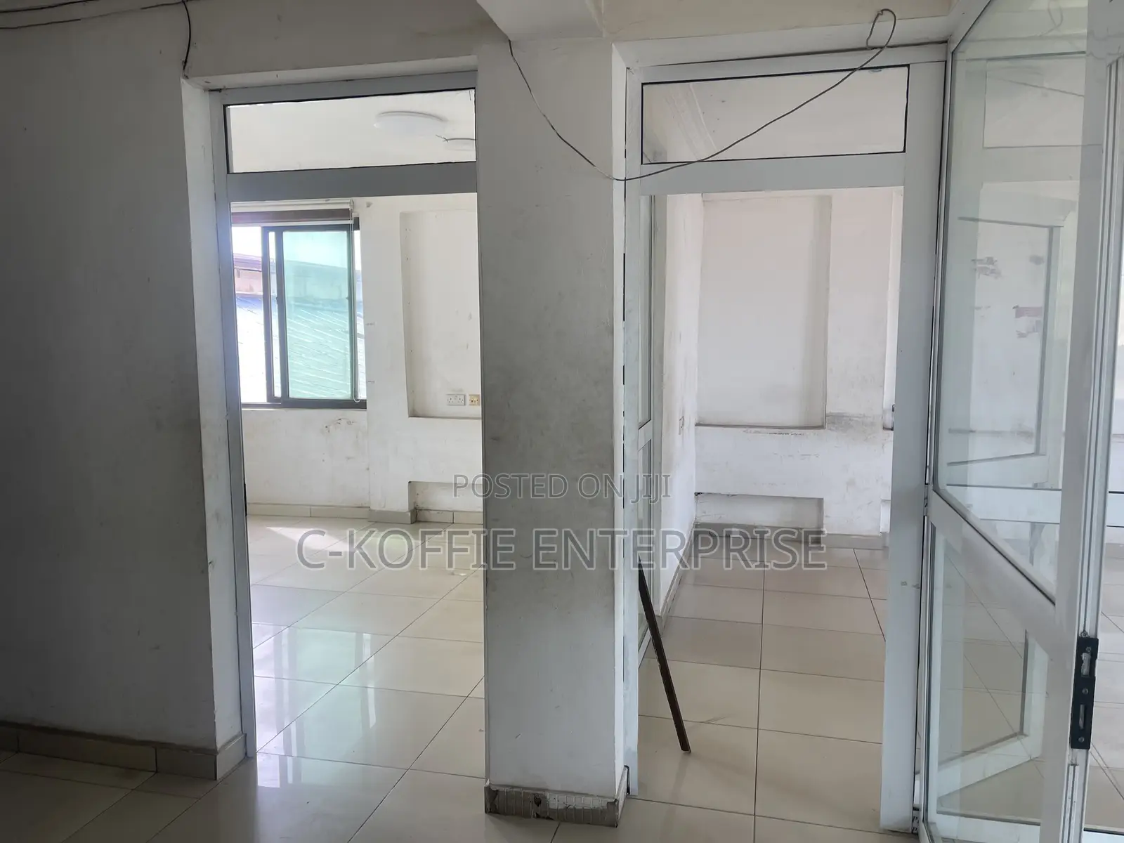 1,000 SQM Warehouse + Apartment at Spintex
