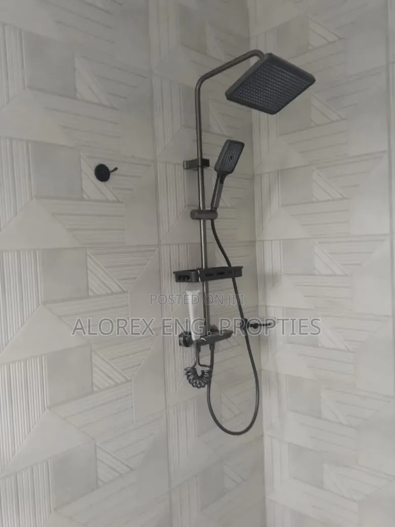3bdrm House in Adenta $170,000, New Legon for sale