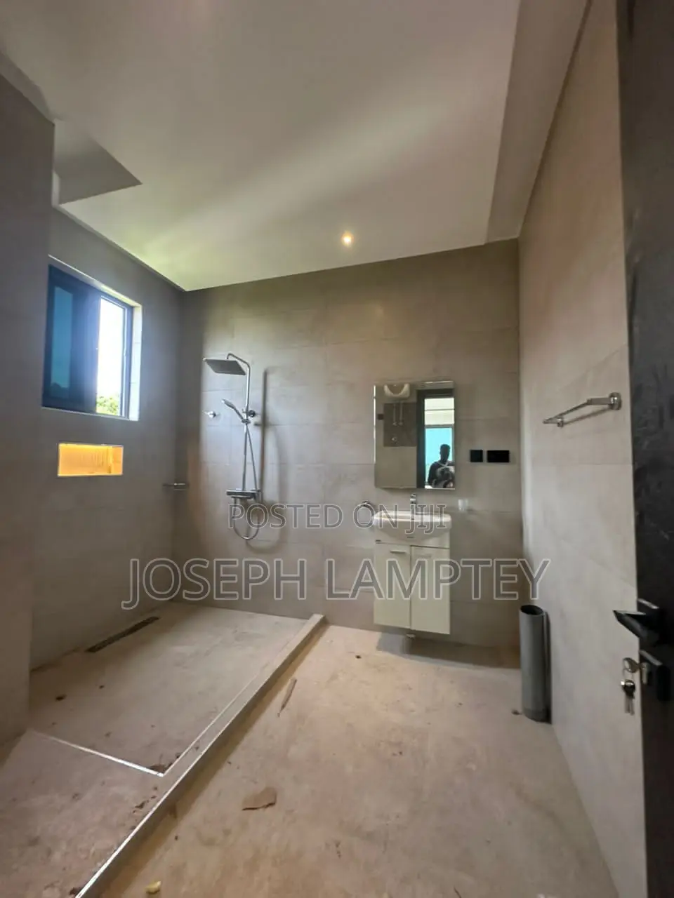 4bdrm House in Joseph Lamptey, Accra Metropolitan for rent