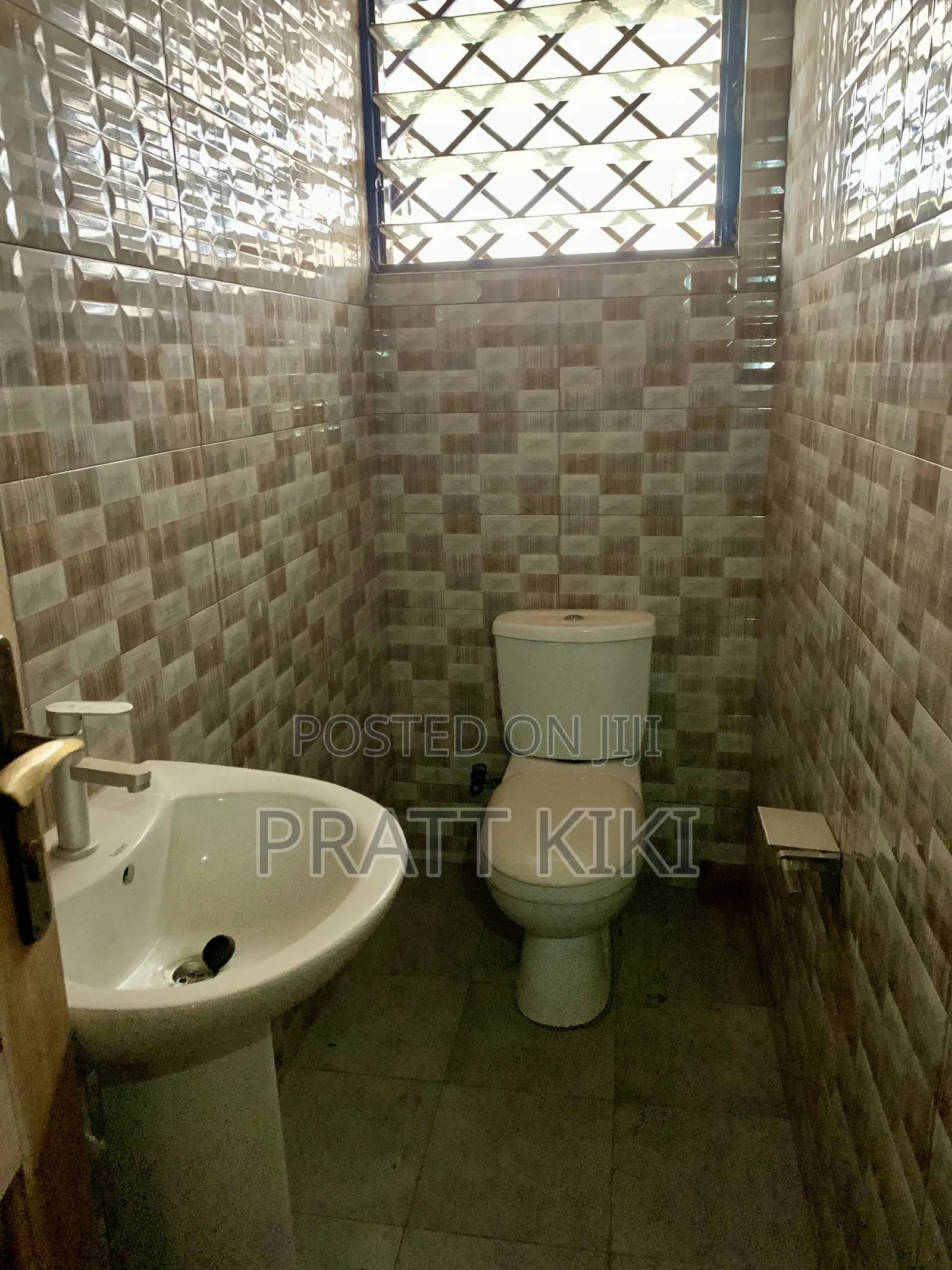 1bdrm Apartment in Oyibi for rent