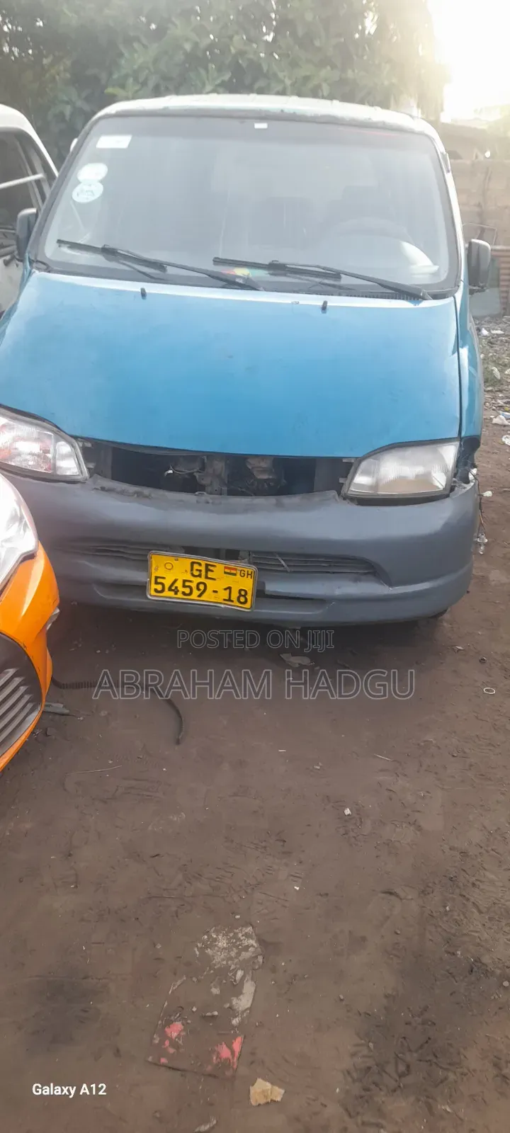 Toyota HiAce 2001 Blue