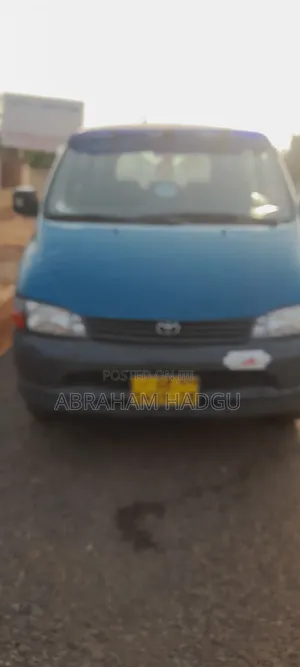 Toyota HiAce 2001 Blue