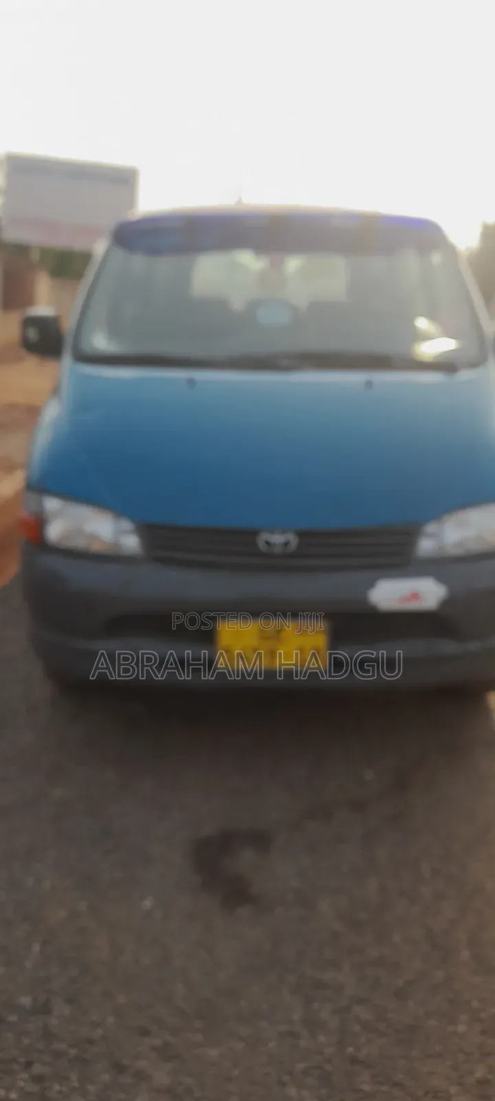 Toyota HiAce 2001 Blue
