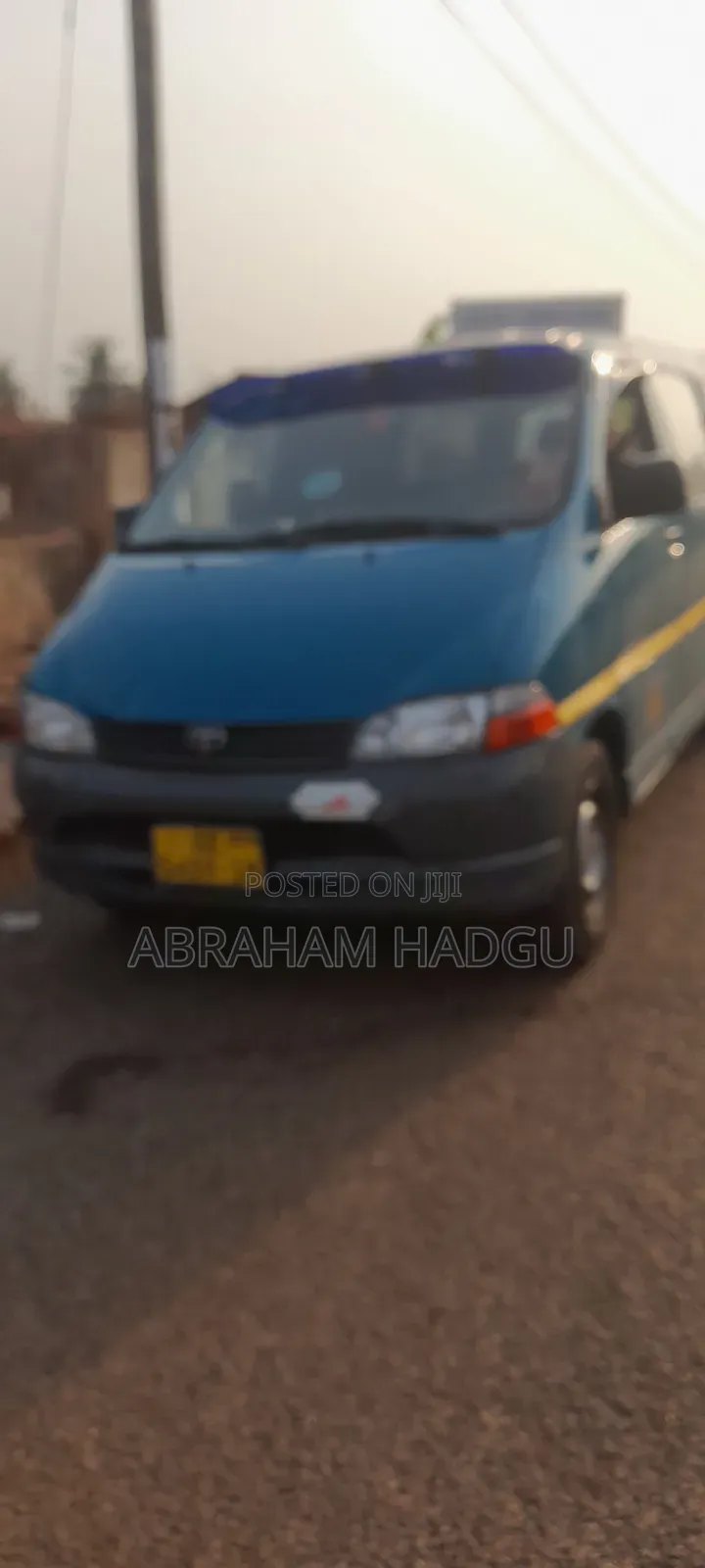Toyota HiAce 2001 Blue