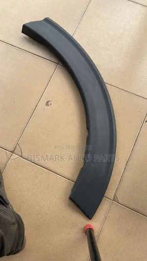 Ford Explore 2020 2021 2022 2023 2024 2025 Fender Moulding Door