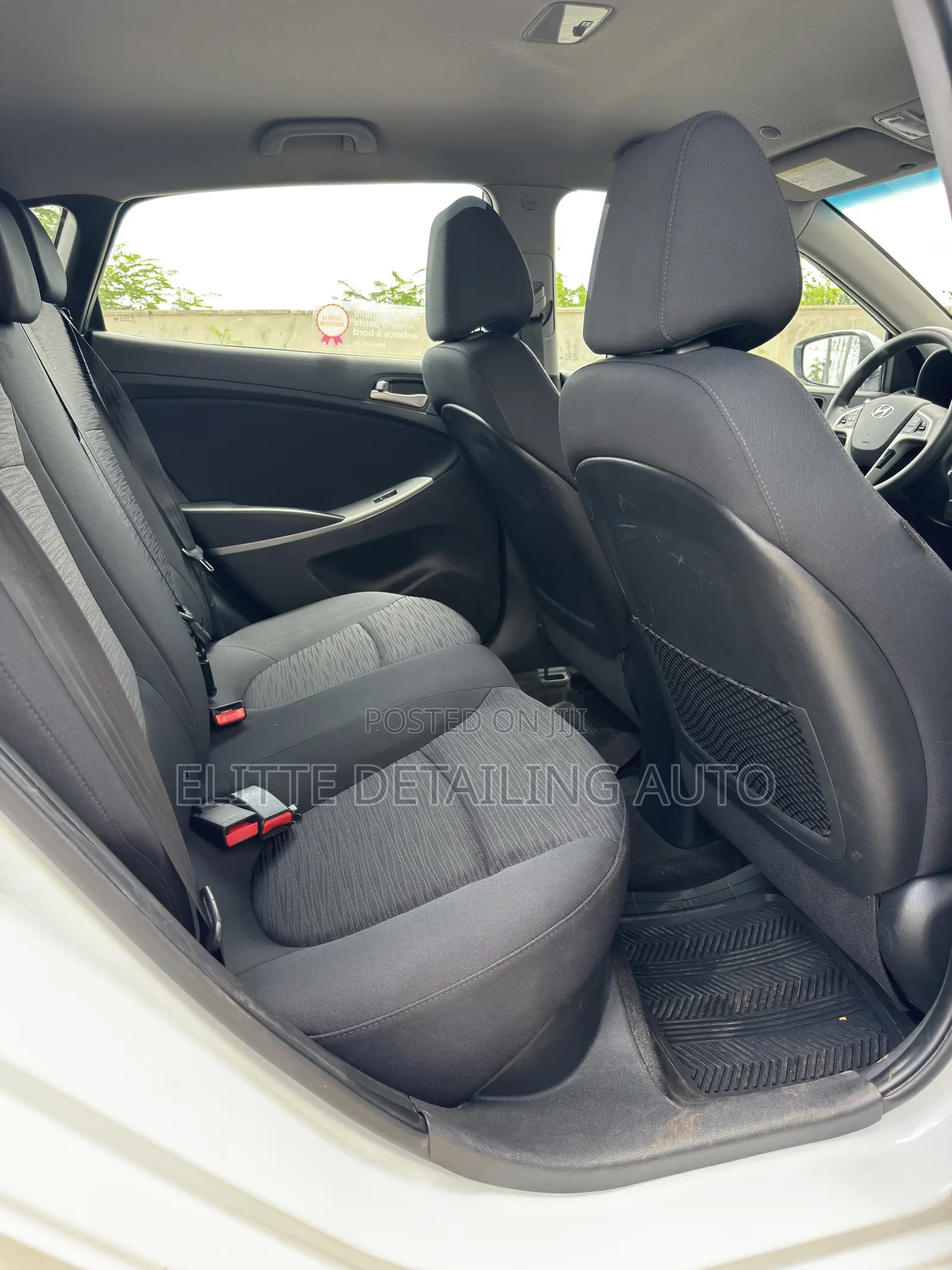 Hyundai Accent SE Hatchback 2017 White