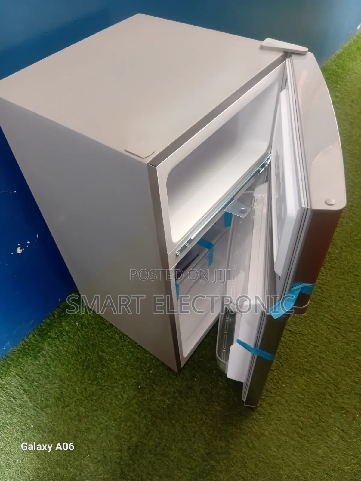 Roch 85l Mini Fridge – Ideal Cooling Solution for Everyday Needs