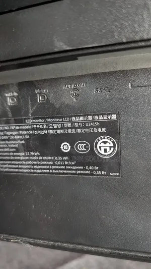 24" Dell Ips Edgeless Monitor