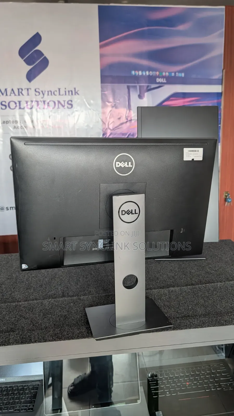 24" Dell Ips Edgeless Monitor