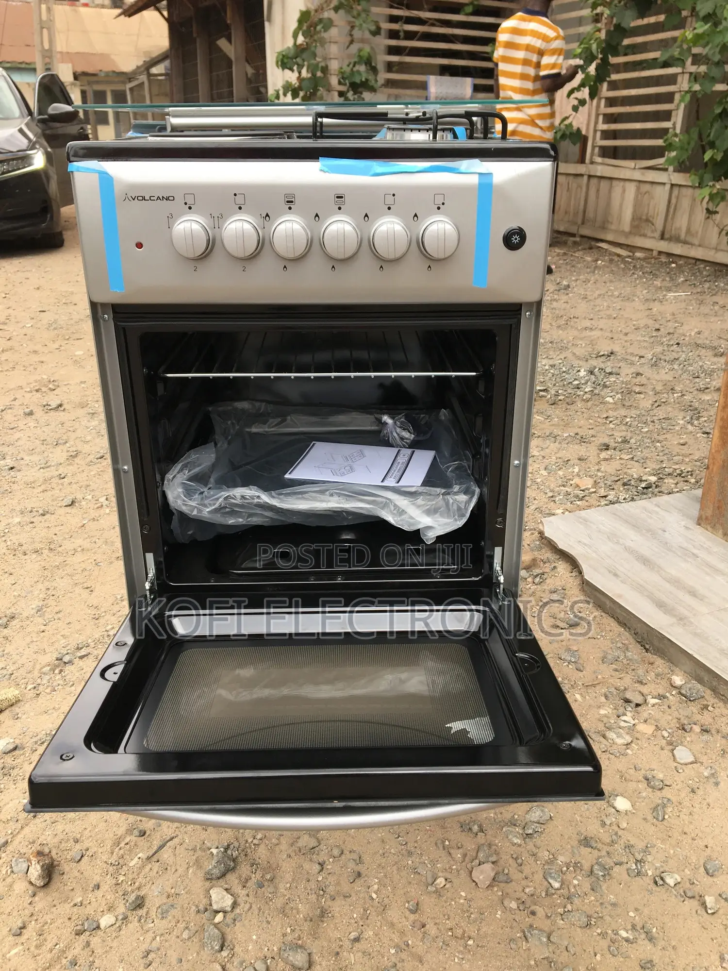 A Hybrid (2 Gas 2 Electric) Volcano 50x50 Cooker