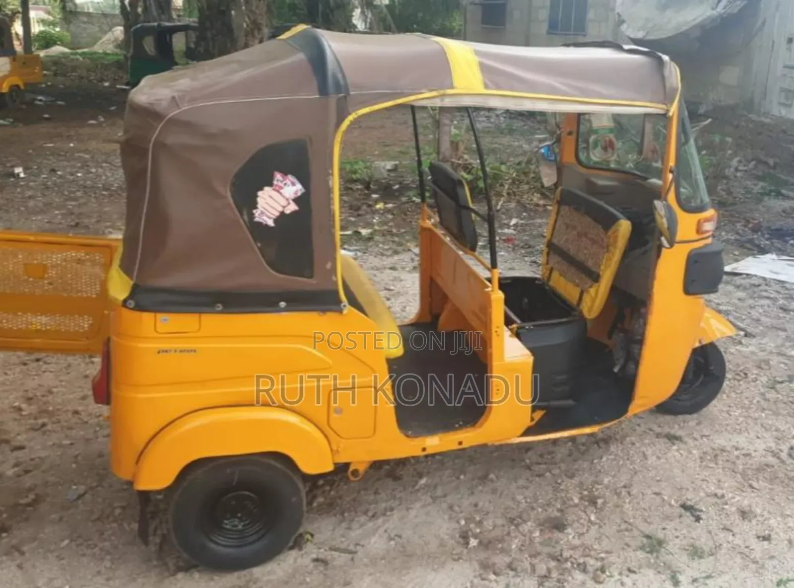 Bajaj RE 2022 Yellow