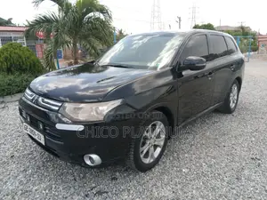 Mitsubishi Outlander 2.0 PHEV AWD 2015 Black