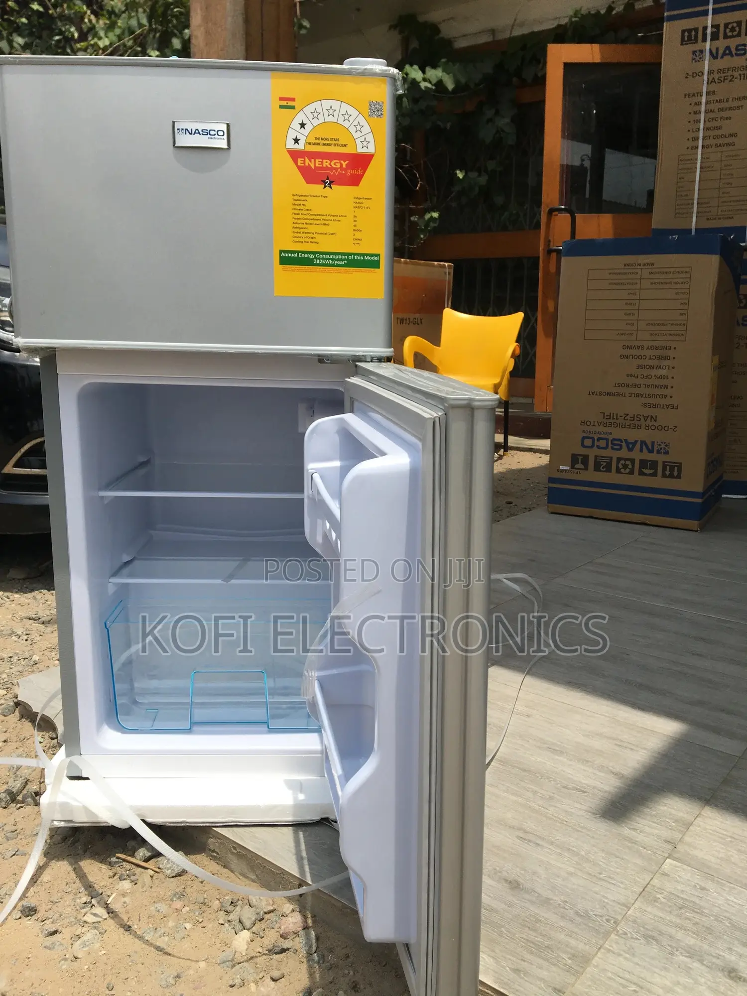 A Manual Defrost Nasco 86ltr Table Top Refrigerator Nasf2-11fl