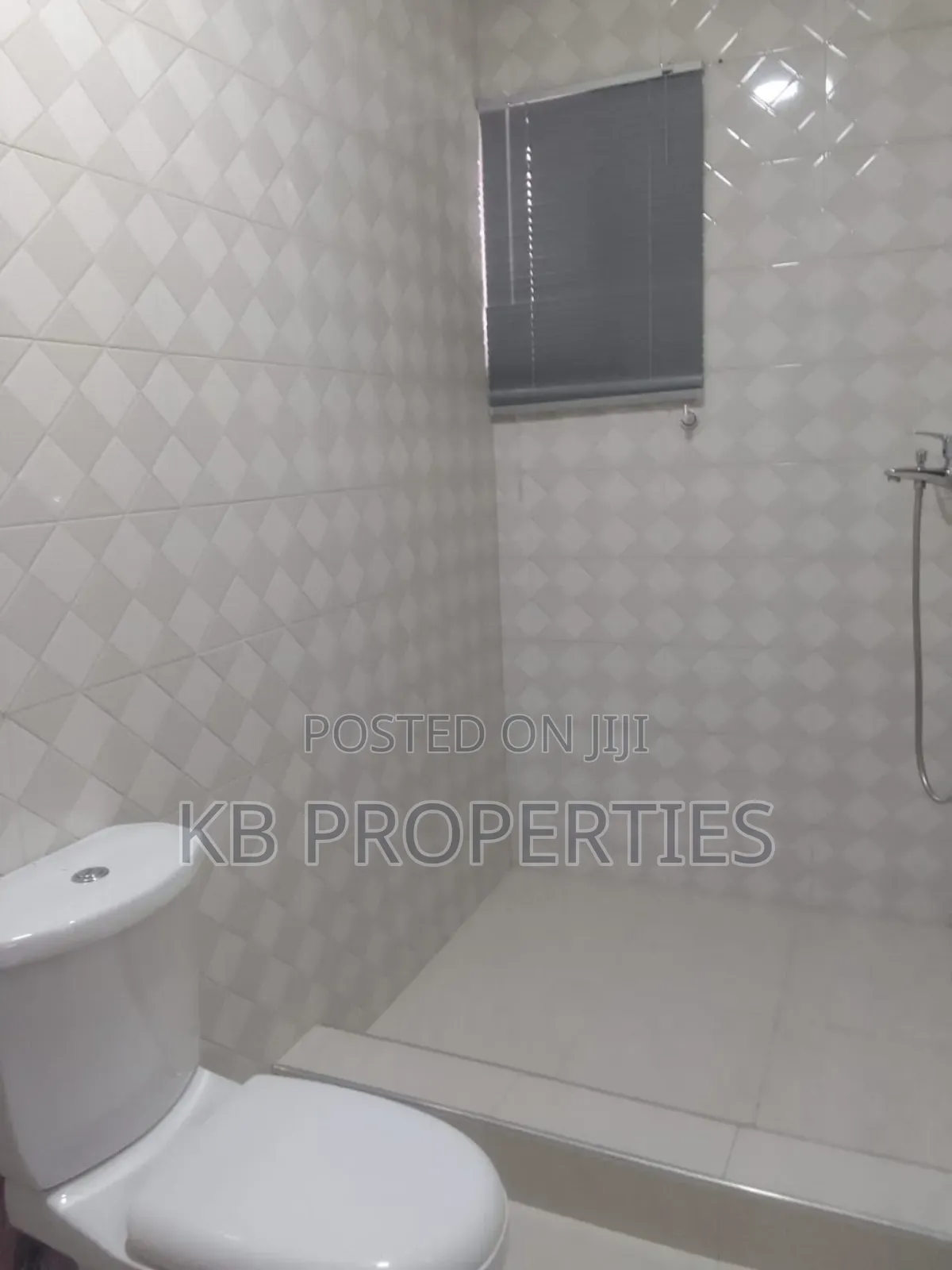 3bdrm House in Kb Properties, Spintex for rent