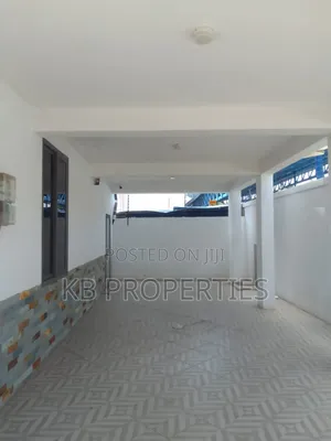 3bdrm House in Kb Properties, Spintex for rent