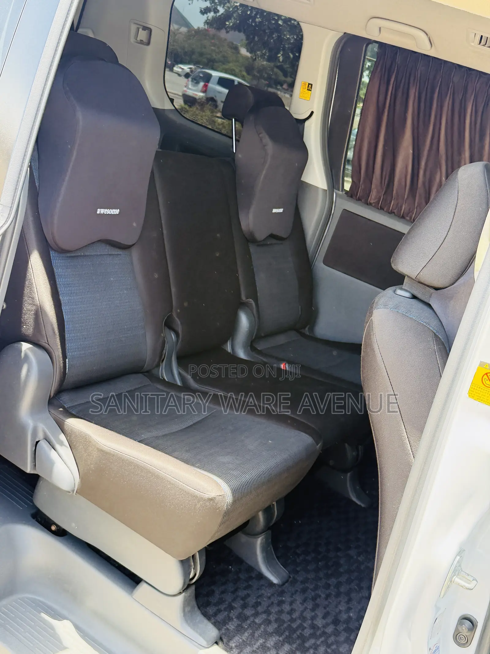 8 Seater Voxy _ Car Rental