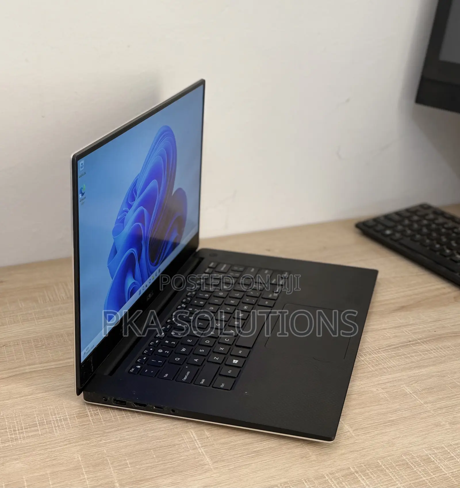 Laptop Dell Precision 5520 16GB Intel Core i7 SSD 256GB