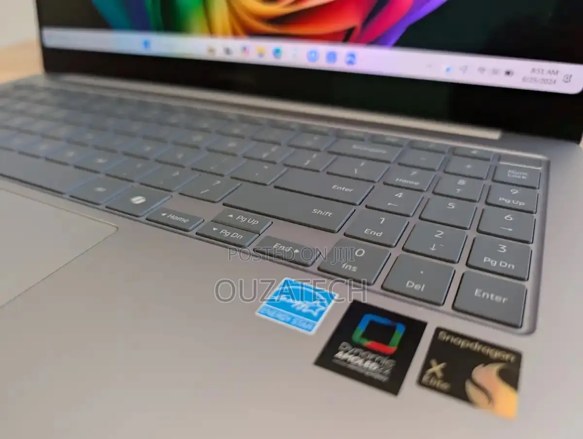Laptop Samsung Galaxy Book4 16GB Qualcomm Snapdragon X Elite SSD 512GB
