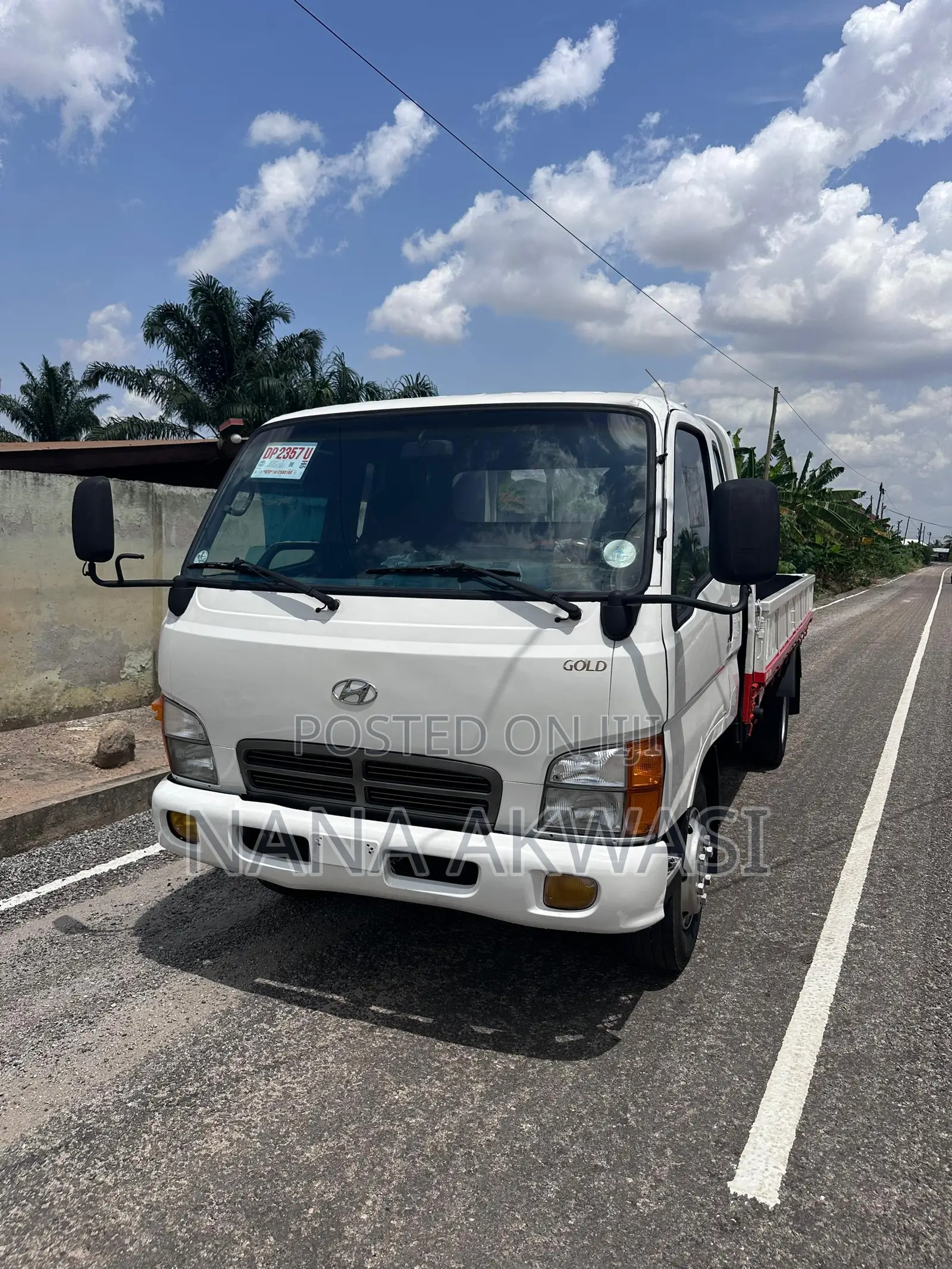 Hyundai Mighty 3.5 Ton 6 Holes