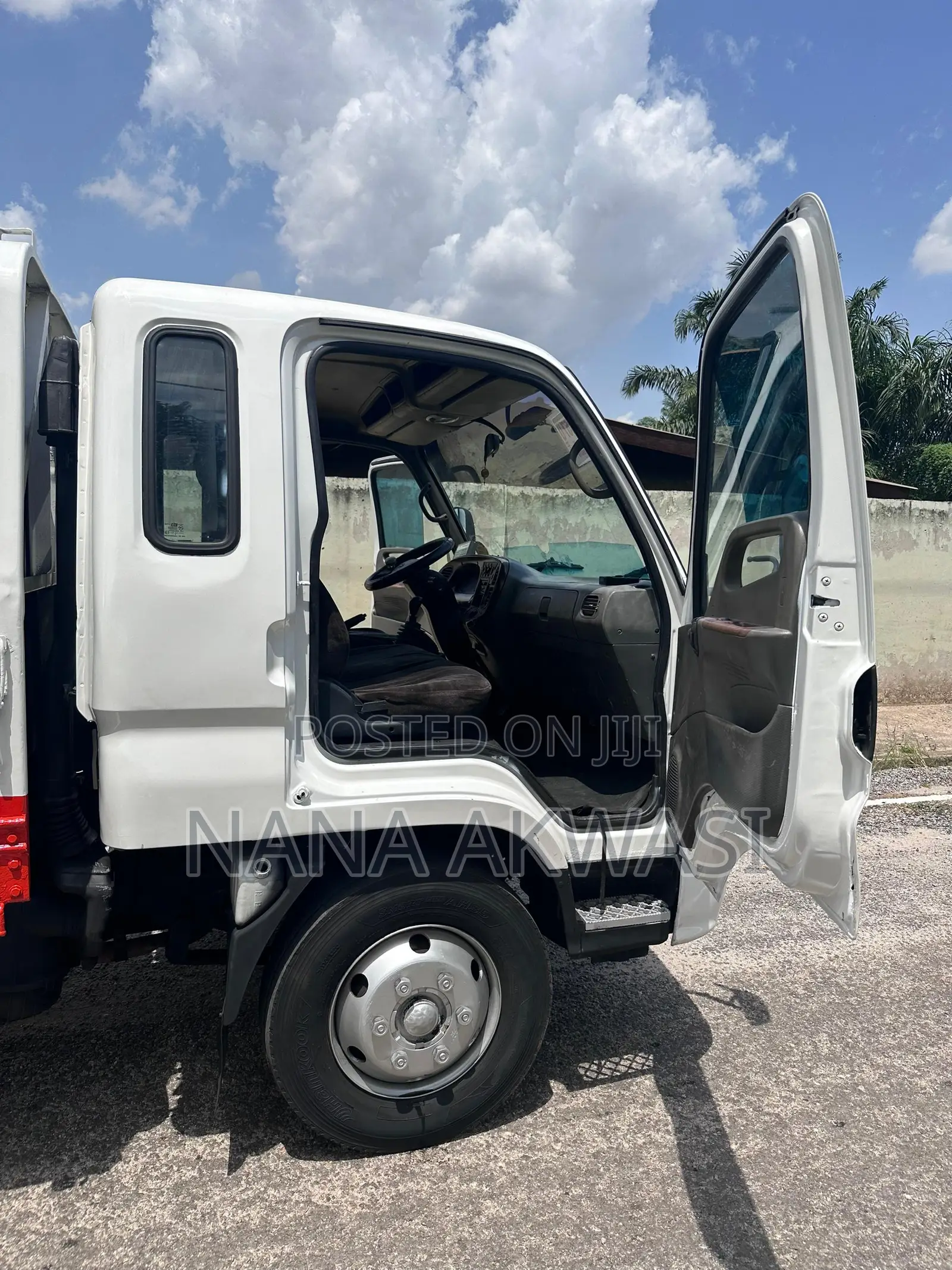 Hyundai Mighty 3.5 Ton 6 Holes