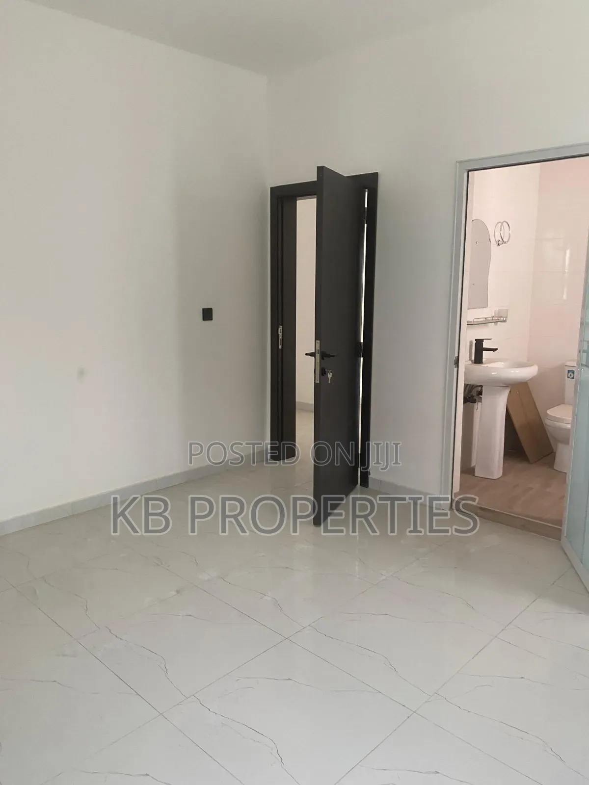 3bdrm House in Kb Properties, Spintex for rent