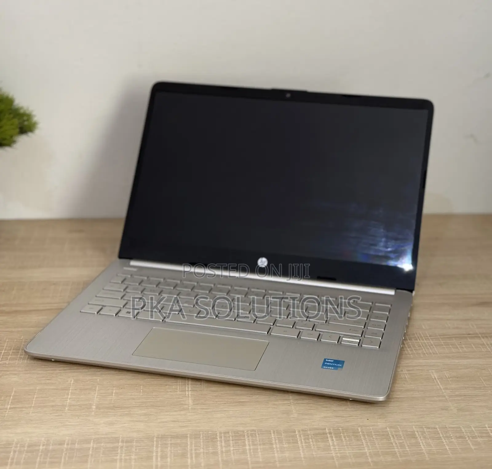 Laptop HP EliteBook 1030 4GB Intel Pentium SSD 128GB