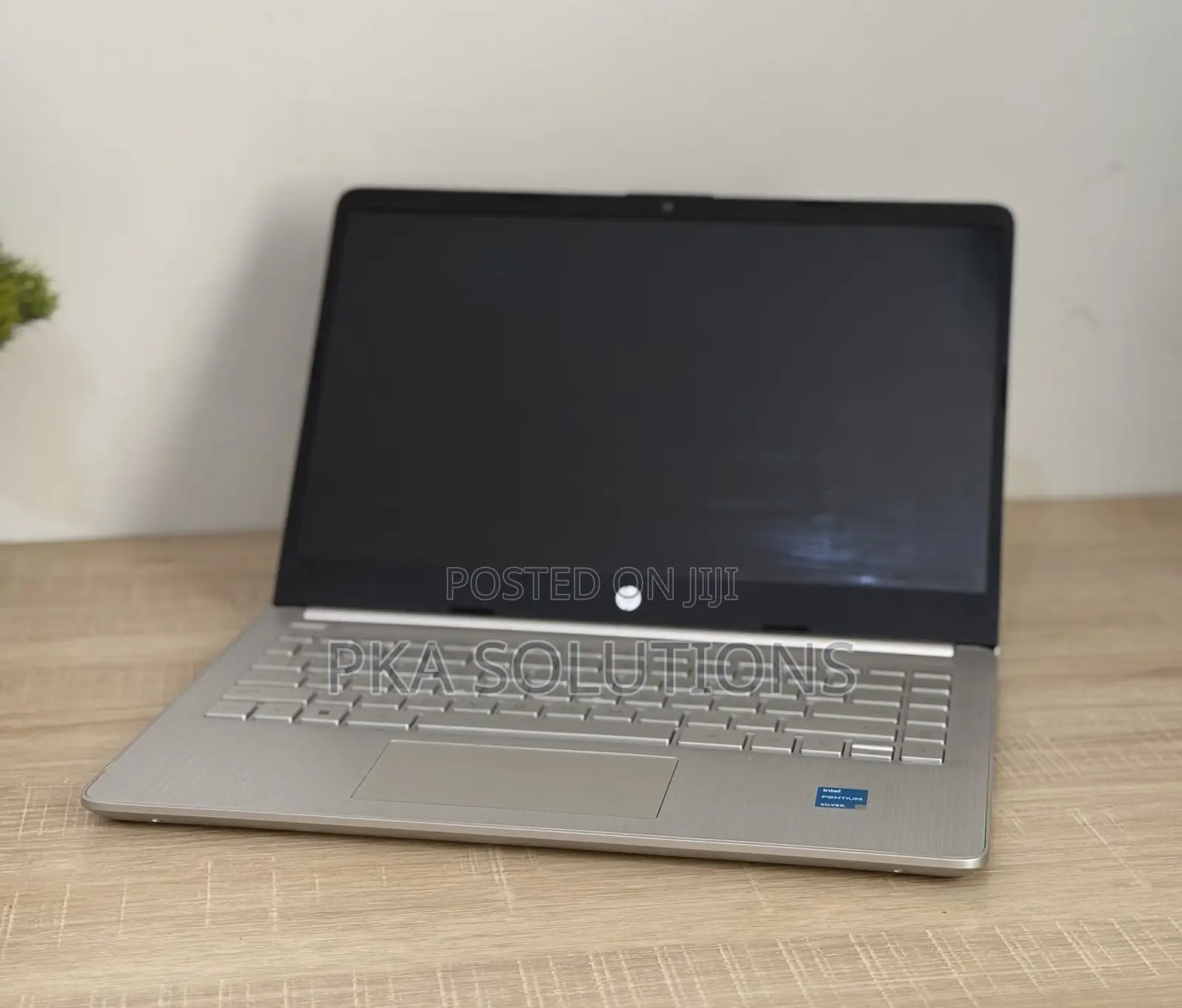 Laptop HP EliteBook 1030 4GB Intel Pentium SSD 128GB