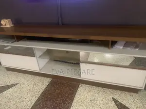 Modern Tv Stand With Glass Partitions and Design