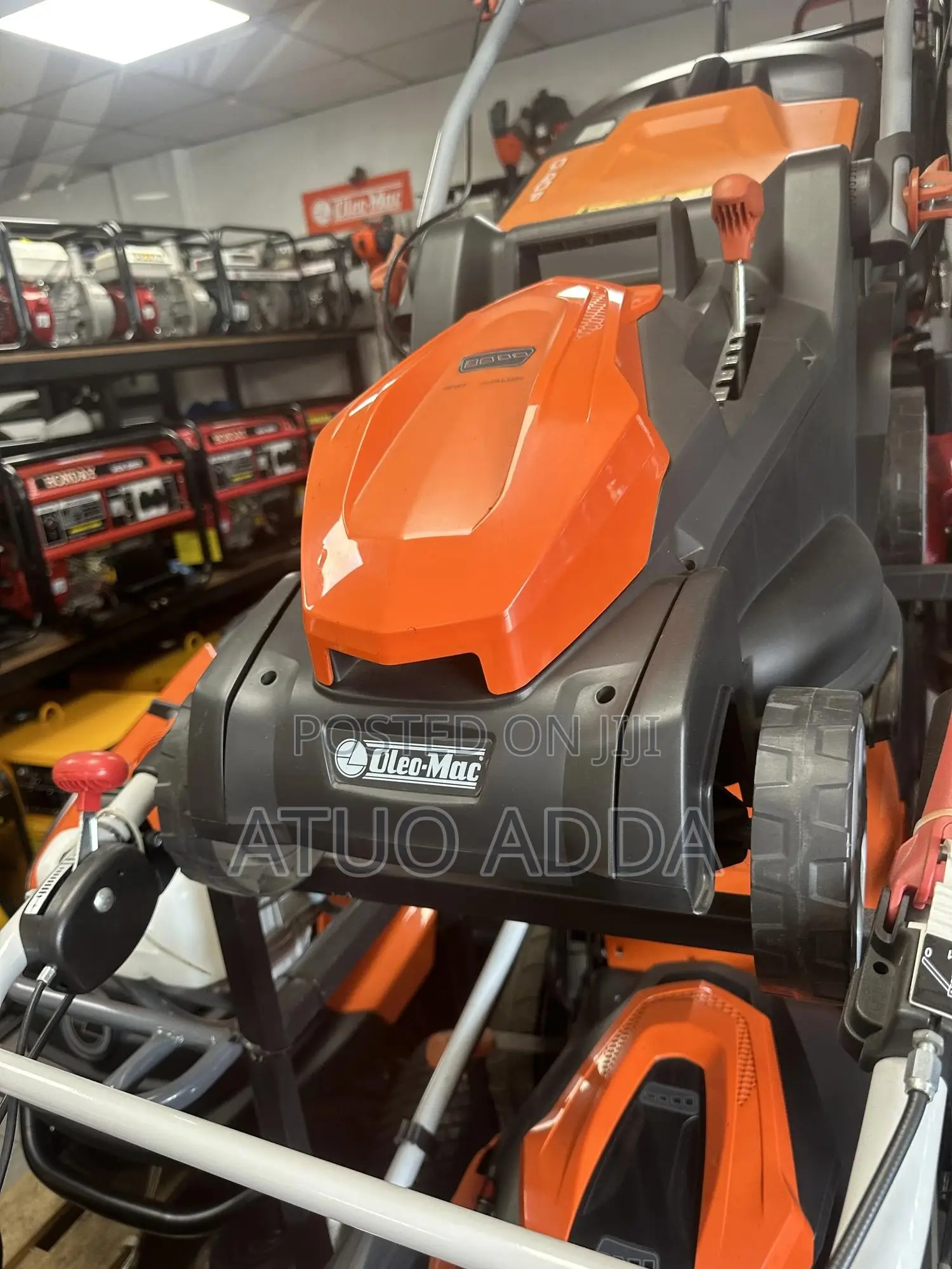 Oleo Mac Lawn Mower